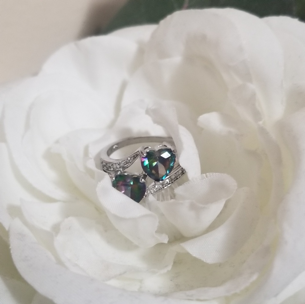 Beautiful Gem Heart Ring
